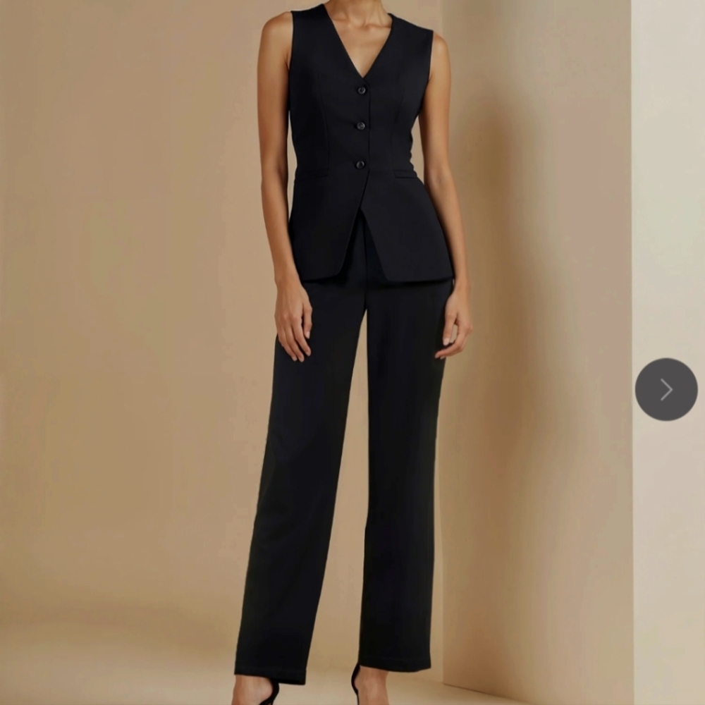 Tall Womens Pull On New York & Company dress pants. Fit like yoga pants.